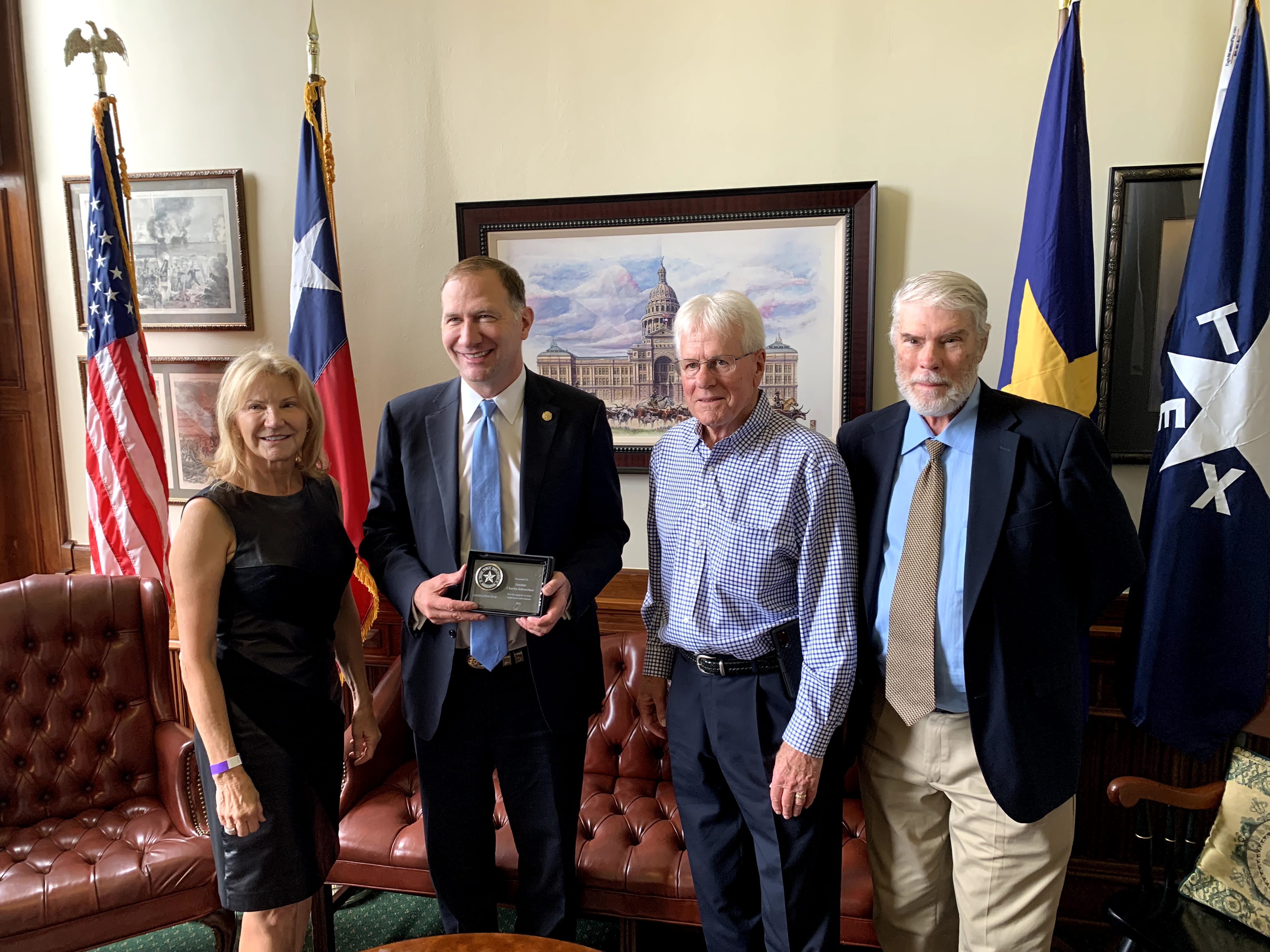 TEXAS PUBLIC EMPLOYEES ASSOCIATION RECOGNIZES TEXAS SENATOR FOR HIS CONTRIBUTIONS DURING THE 87TH LEGISLATIVE SESSION Image